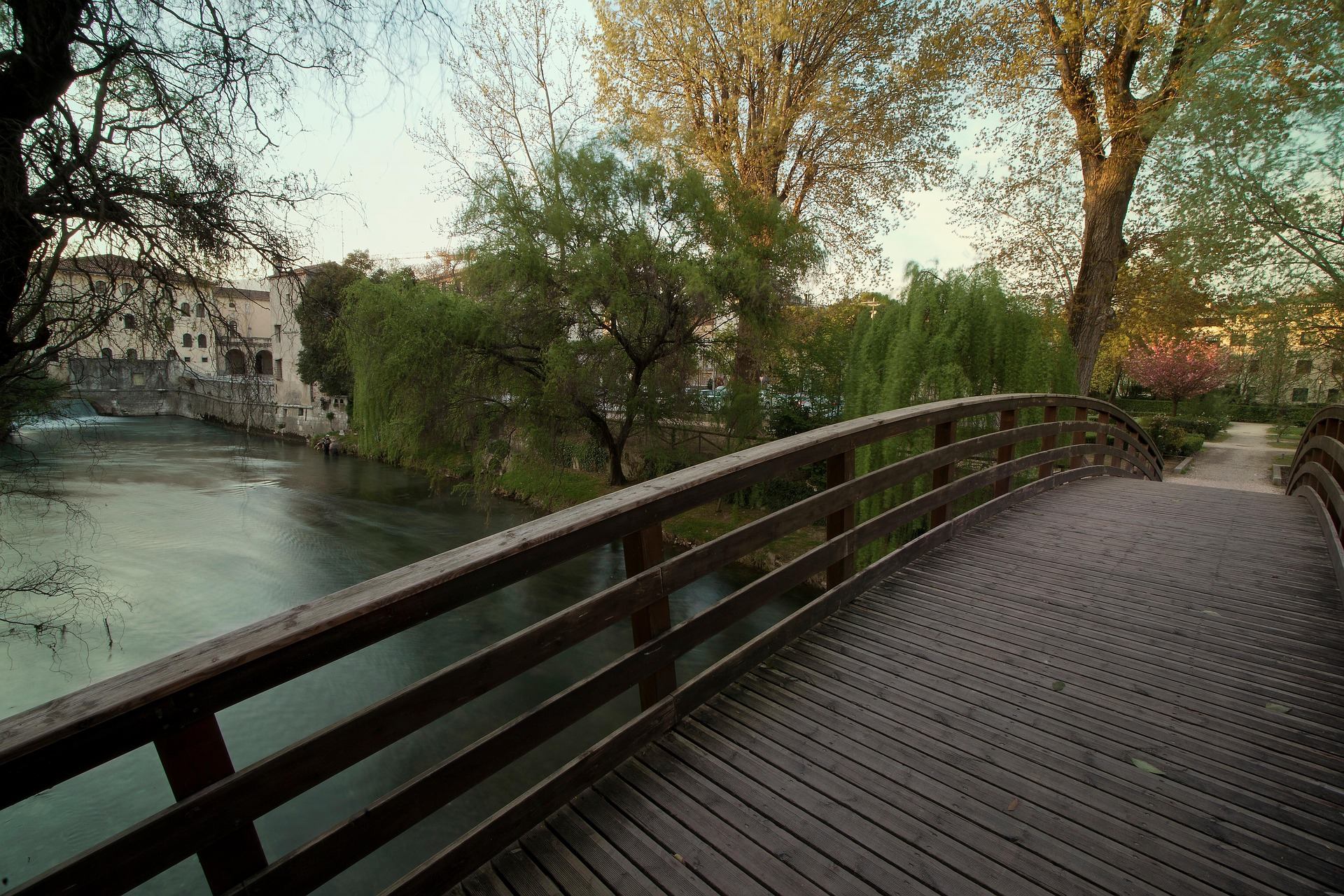 destination image