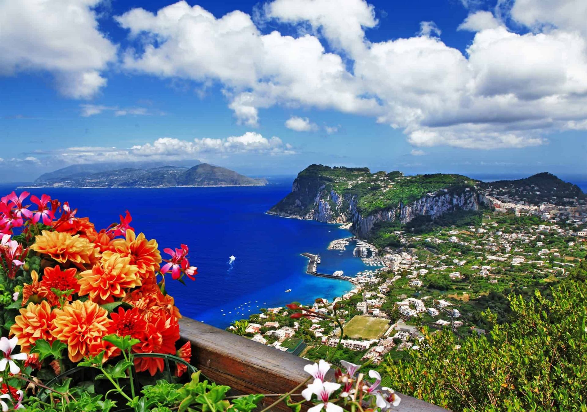 Amalfitana, Capri i Napulj