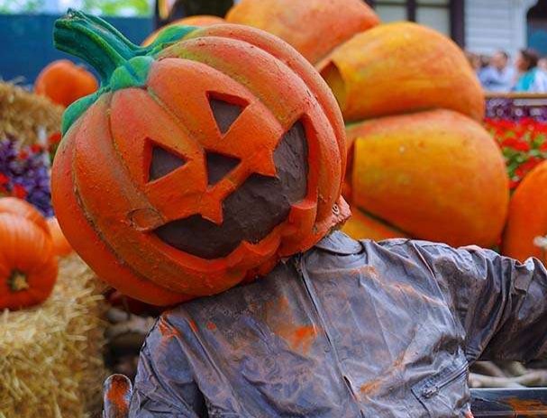 Gardaland Magic Halloween - Movieland - Medieval Times