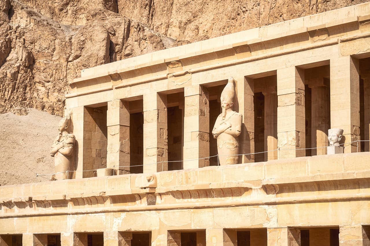 Luksor, Piramide i Kairo